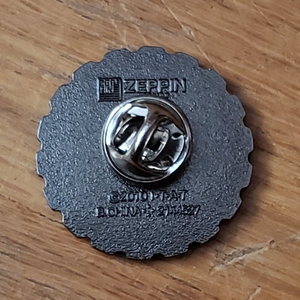 *5 for $20* Vintage Monster Hunter Character Pin - Video Game - Picture 2 of 2